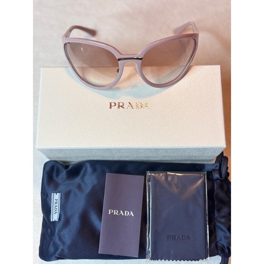 Brand New Prada Sunglasses - SPR 22V 503-1L0 68-20-115*1N